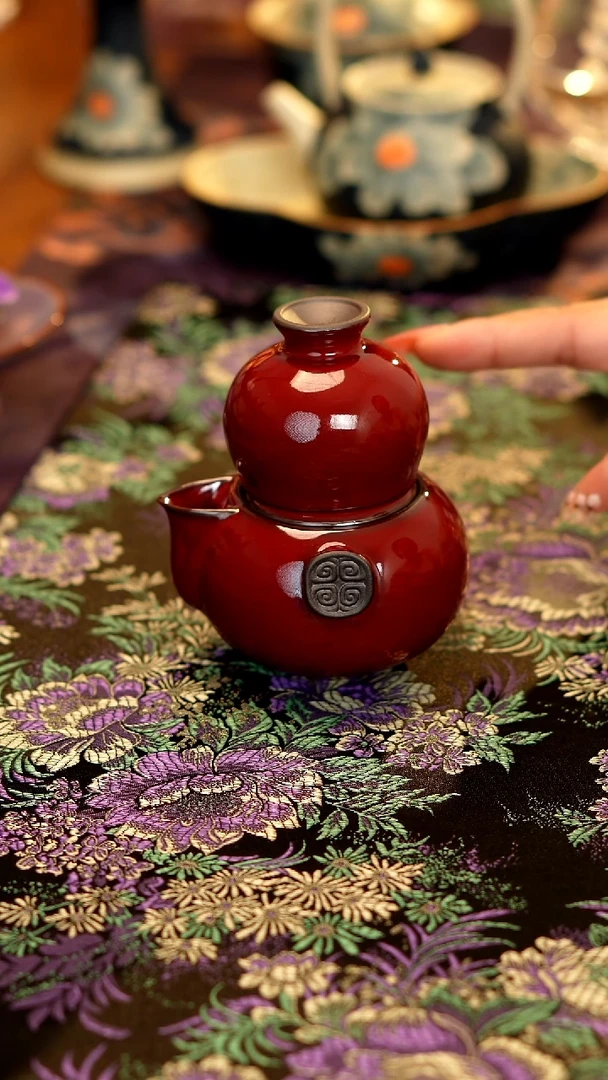 故宫红葫芦一壶两杯······