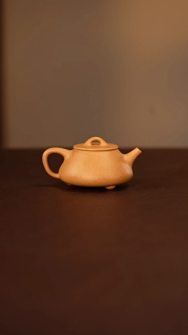 茶壶紫砂小平盖石瓢80cc