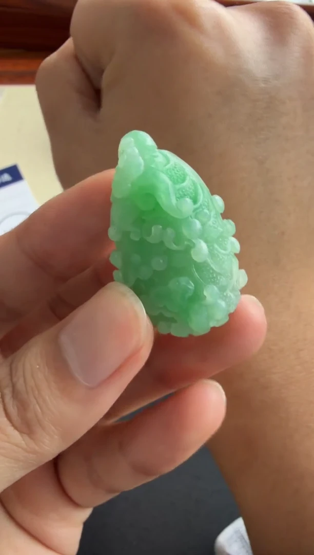 未镶嵌定制翡翠白菜