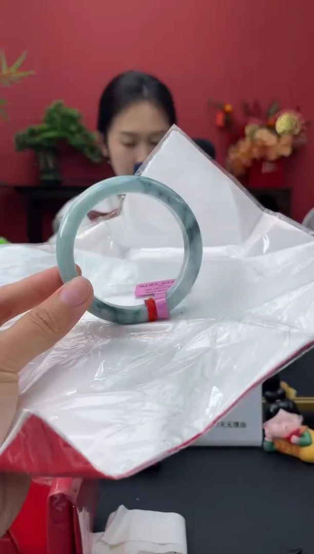 未镶嵌手镯翡翠8