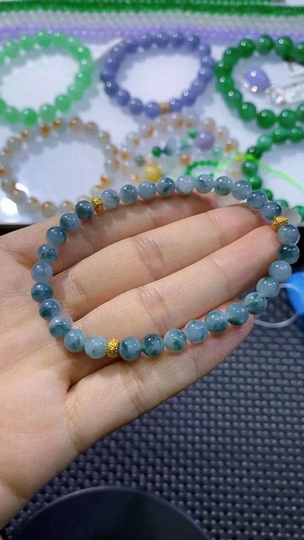 散珠翡翠卡5.9手串