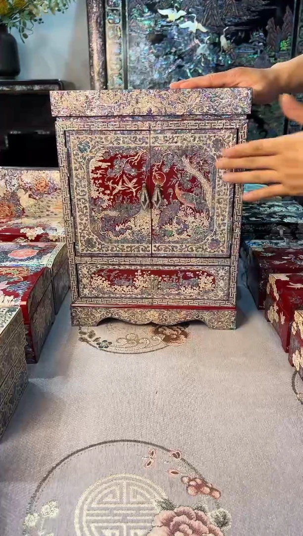 大柜子 弘贝雅螺钿漆器文化馆