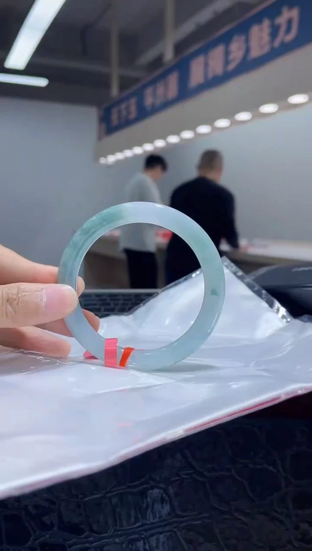 未镶嵌手镯翡翠手镯10