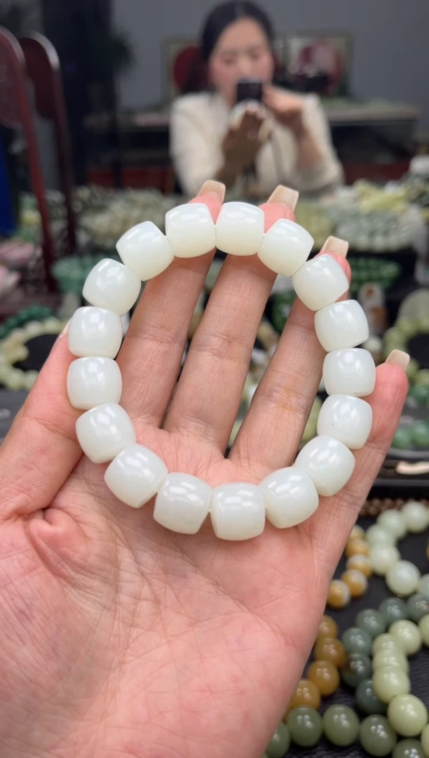 【闪购商品】和田玉手串未镶嵌新疆且末天泰白玉卡14