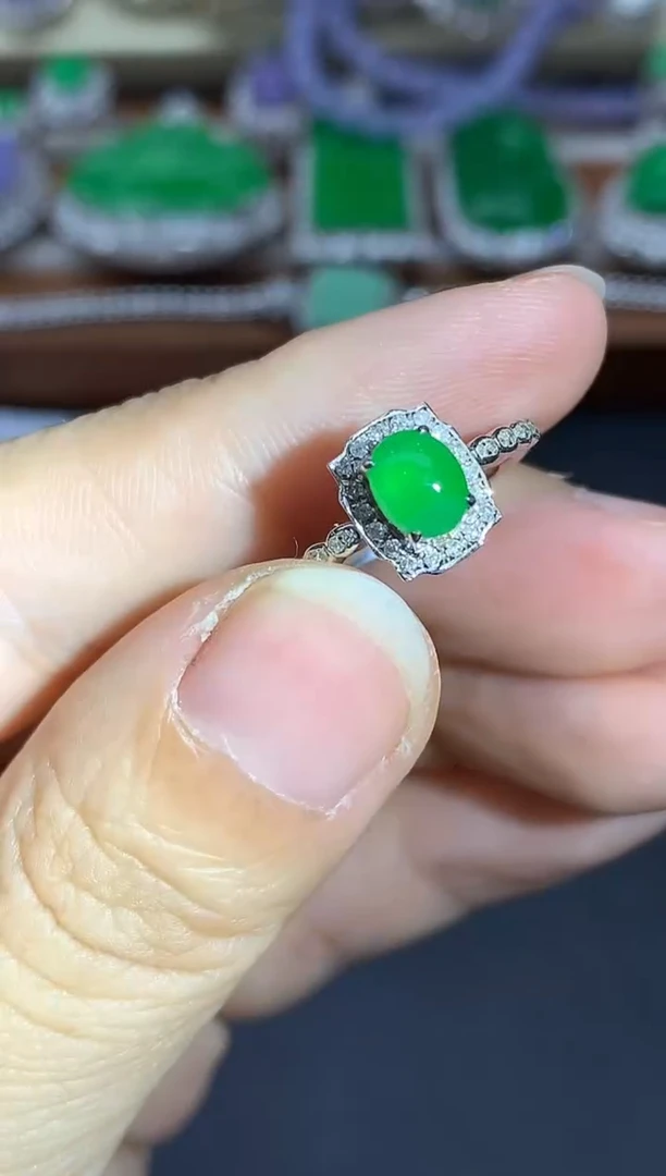 18K金镶嵌戒指翡翠476-中国好珍宝