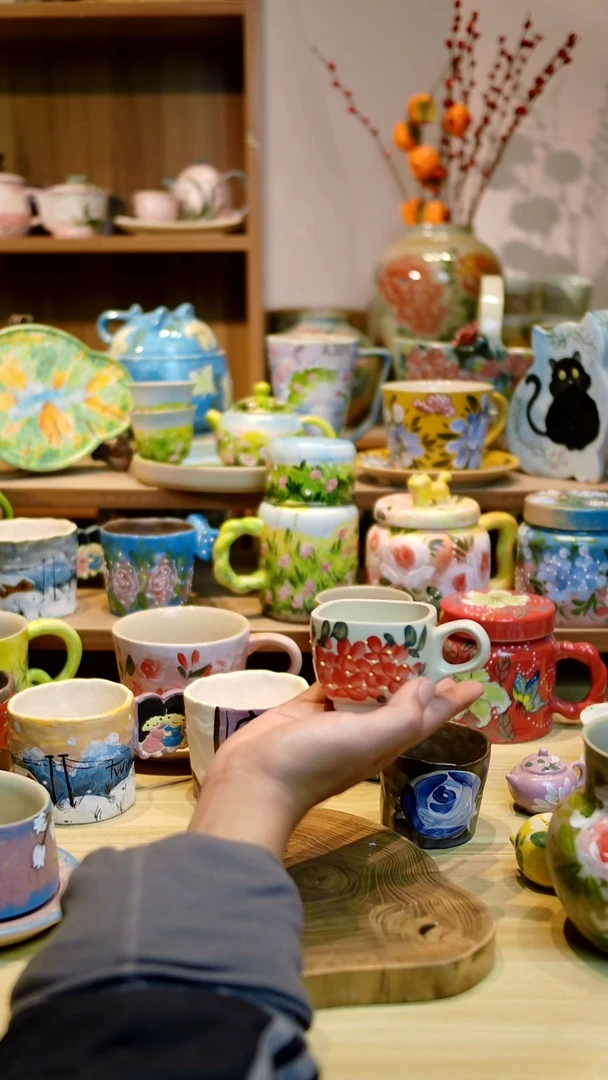 瓷片设计师款手绘釉下五彩陶瓷