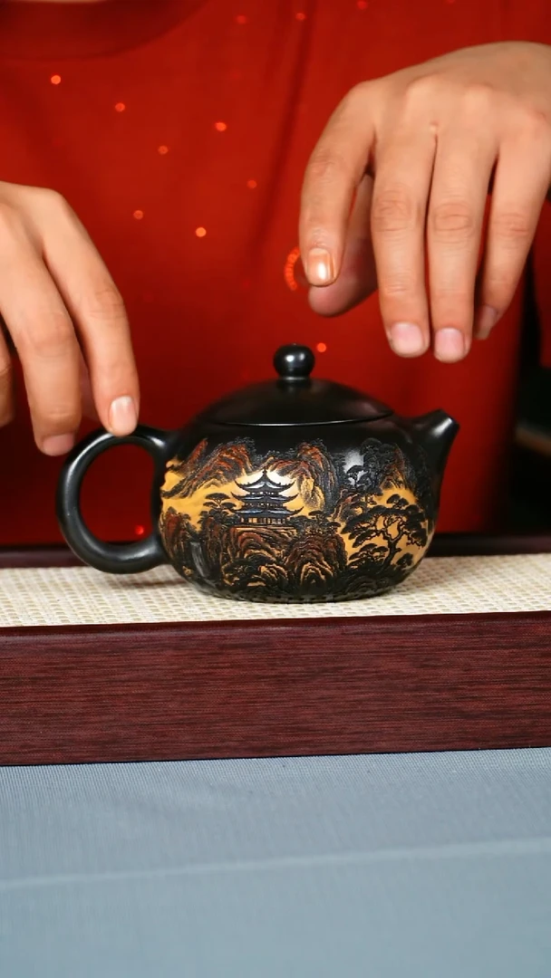 茶壶紫砂 石黄泥料 西施 彩刻山水