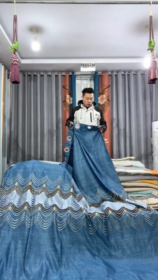 布成品窗帘  6-2.7