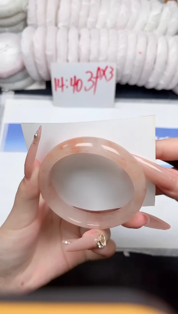 未镶嵌手镯石英质玉31-58