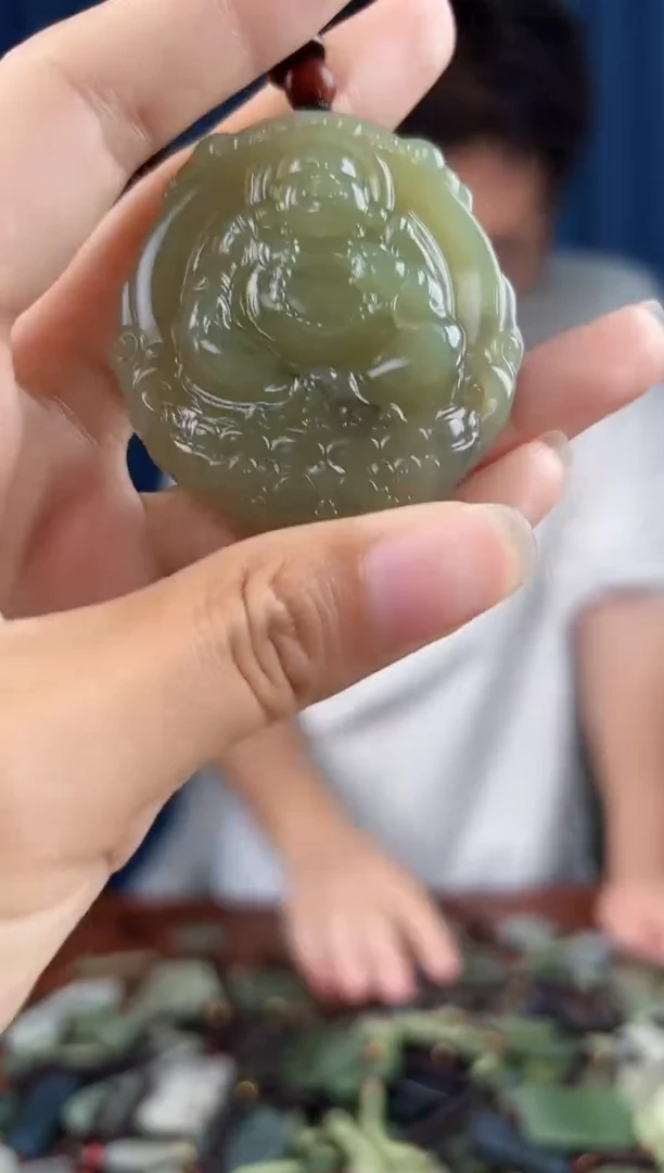 未镶嵌和田玉挂件拍一发一，