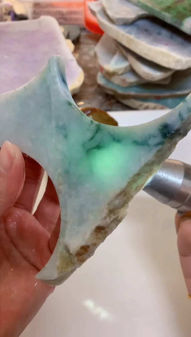 【闪购商品】翡翠挂件未镶嵌0朱0翡翠珠宝586