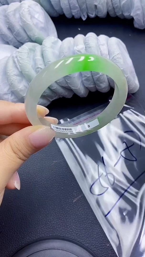 高冰透美人手镯 所见即所得29