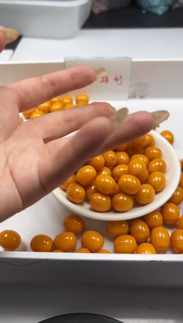 蜜蜡颈饰未镶嵌w2128老花蜡*枣珠16*14mm*6颗