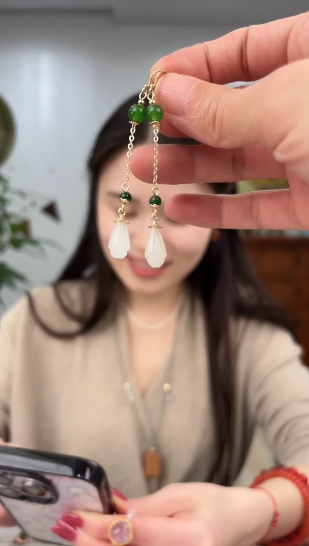 银S925镀金镶嵌石英质玉耳钉香尘【银耳勾】