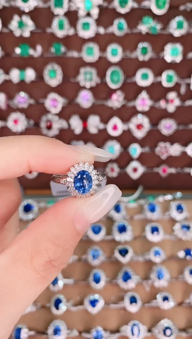 【闪购商品】蓝宝石18K金戒指18K金镶嵌1.99克拉