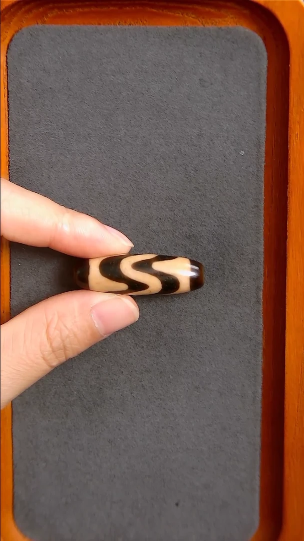 未镶嵌玛瑙/玉髓珠宝半成品上肯全手工水纹牙天珠12*38