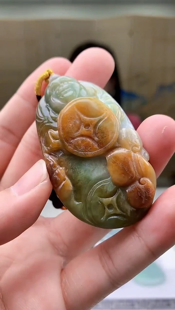 【闪购商品】定制翡翠未镶嵌4852bb-毛货挂件54