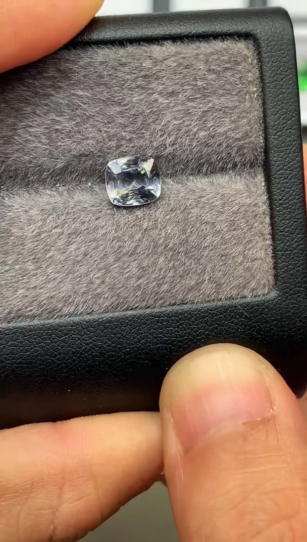 【闪购商品】定制尖晶石裸石未镶嵌枕型 金属灰色调尖晶石 2.10ct