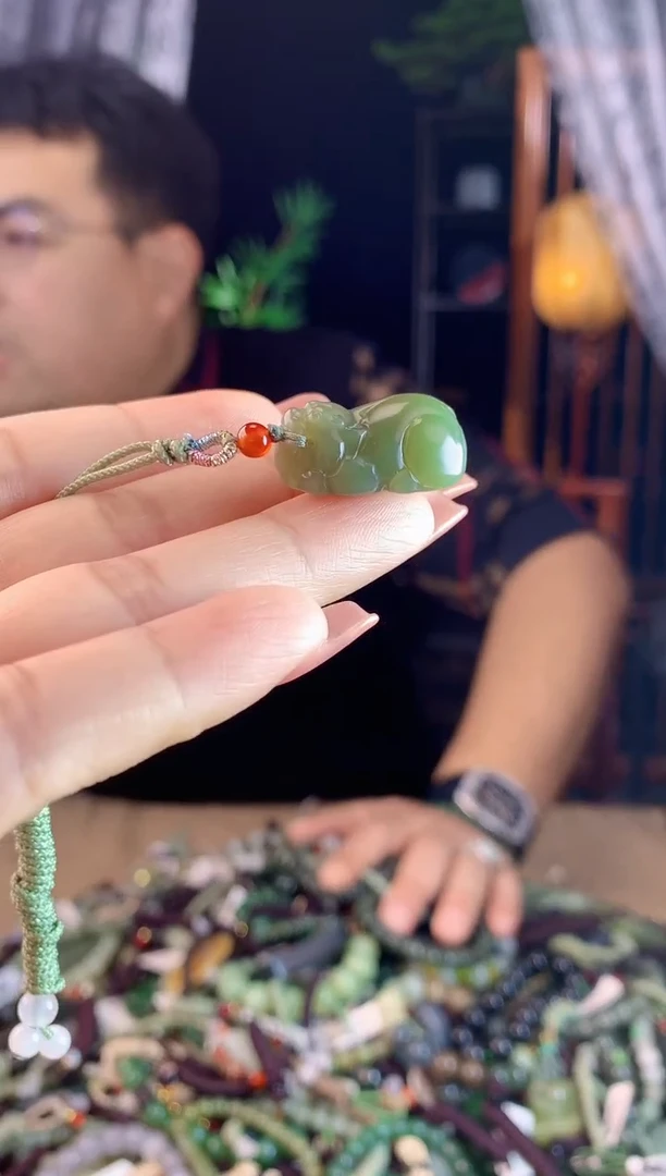 【闪购商品】和田玉挂件未镶嵌多样性发货拍一发一