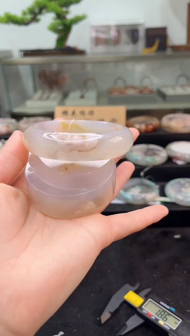 未镶嵌手镯石英质玉62圈口（赠品镯心）310296