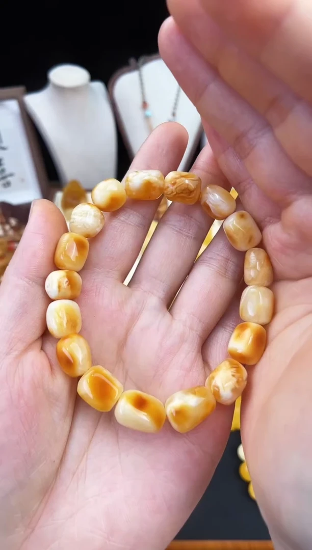 琥珀未镶嵌珠宝奇石柒月