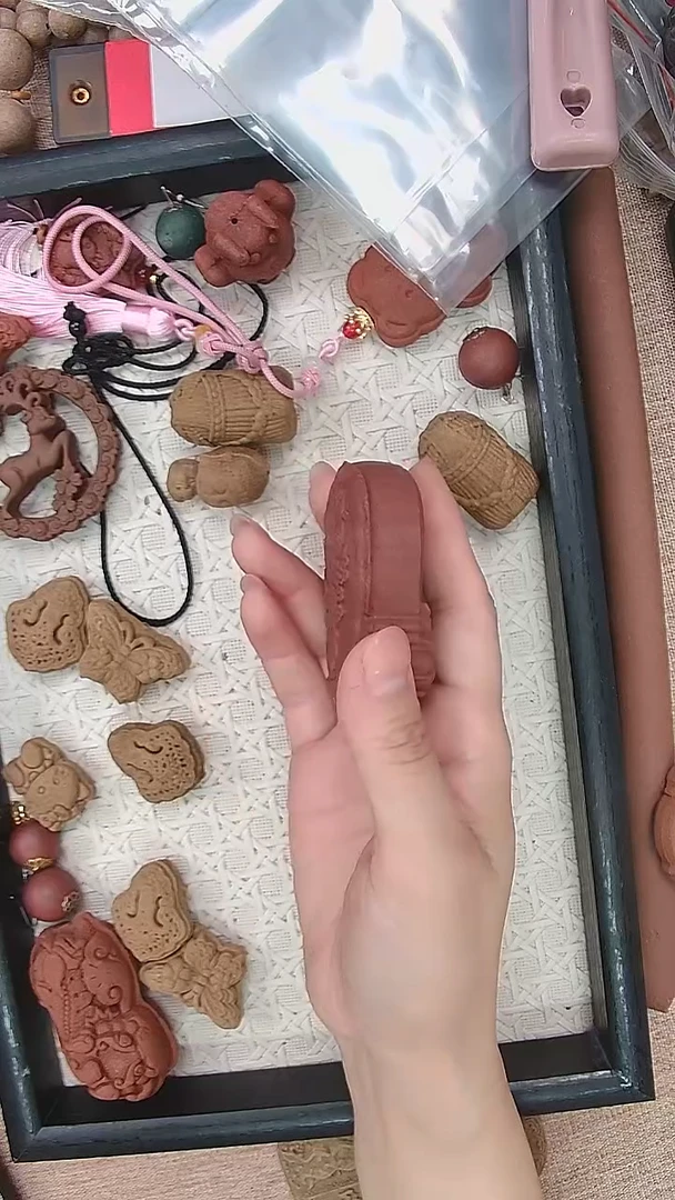 木朱砂大四合 药师佛瑕