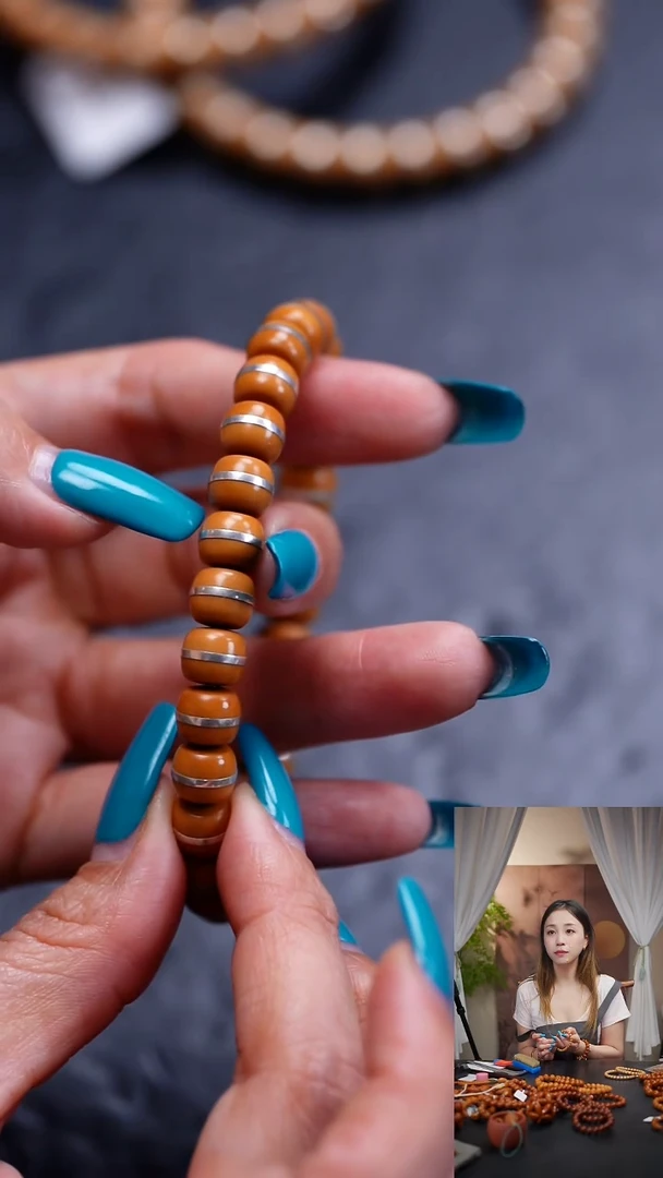 吊坠橄榄核老****张橄榄核