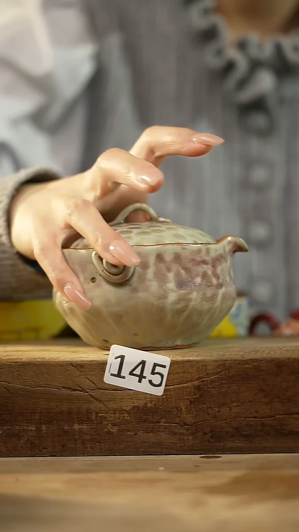【闪购商品】瓷片福利！设计师款小茶壶