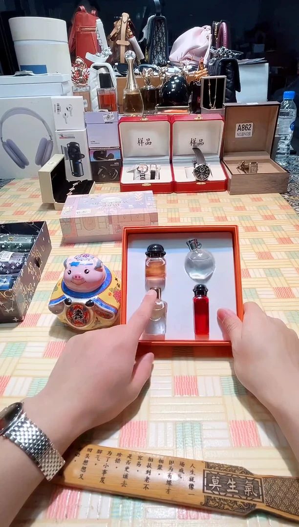 瓷片瓷器 库房到期 全部地板价@@1