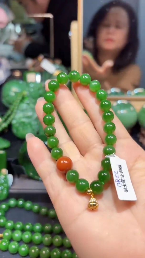 【闪购商品】和田玉（碧玉）手串未镶嵌1