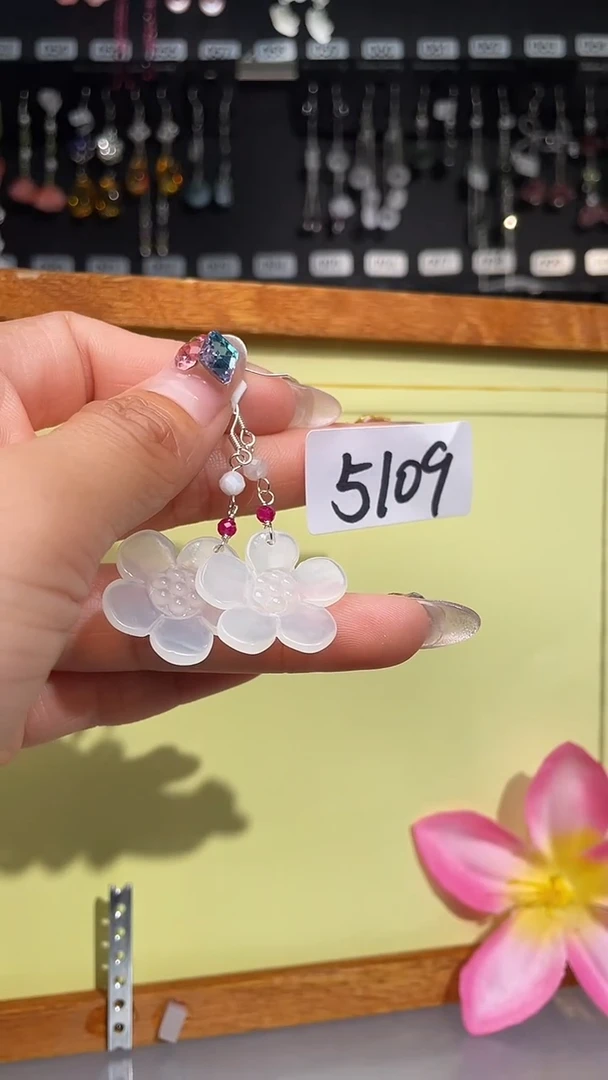 紫晶耳饰银S925镶嵌喜欢拍