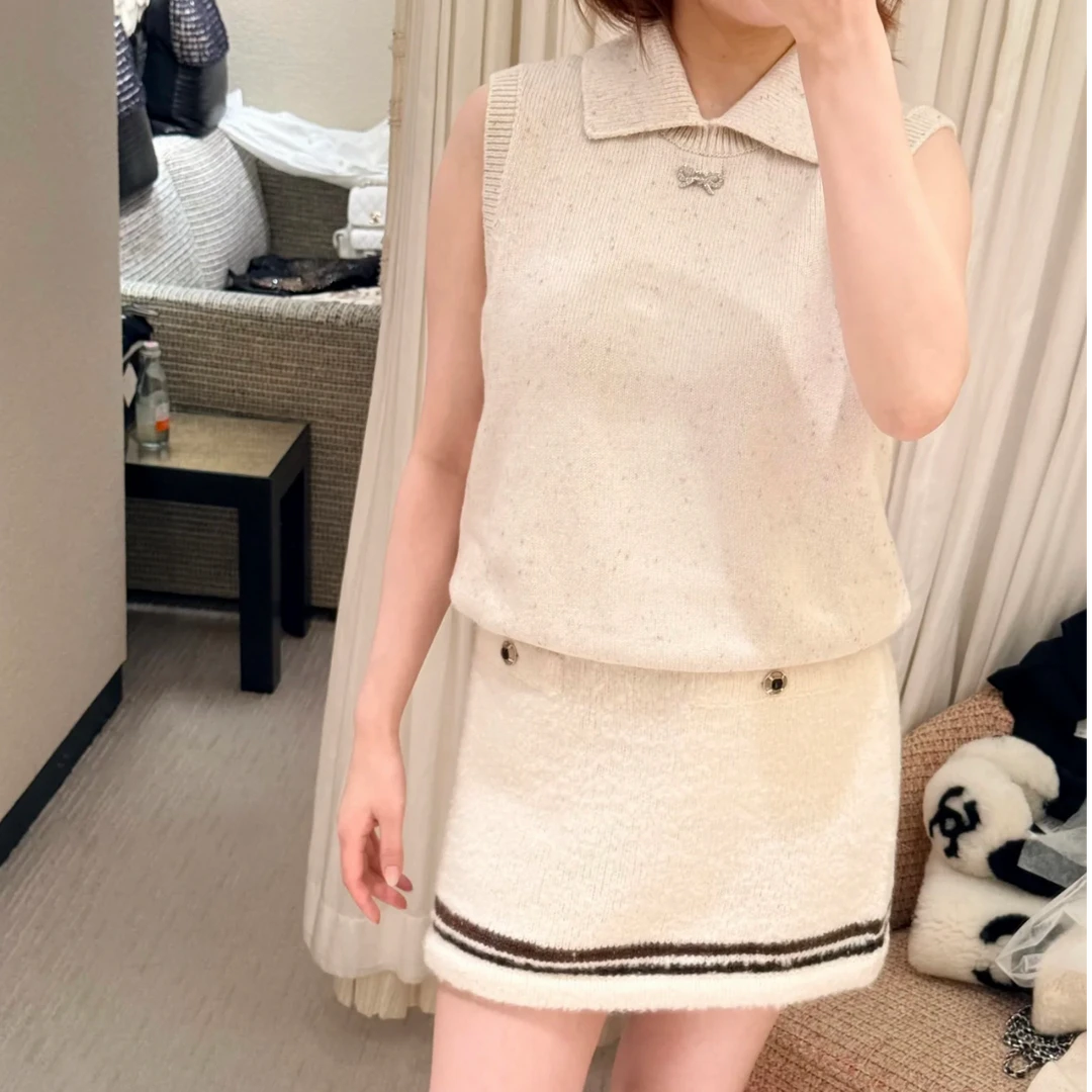99新 Chanel/香奈儿 25N蝴蝶结娃娃领羊绒马甲背心34码
