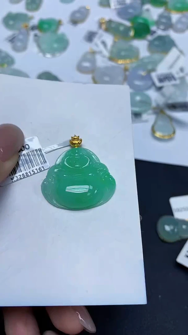 翡翠18K金镶嵌颈饰天然缅甸翡翠A货