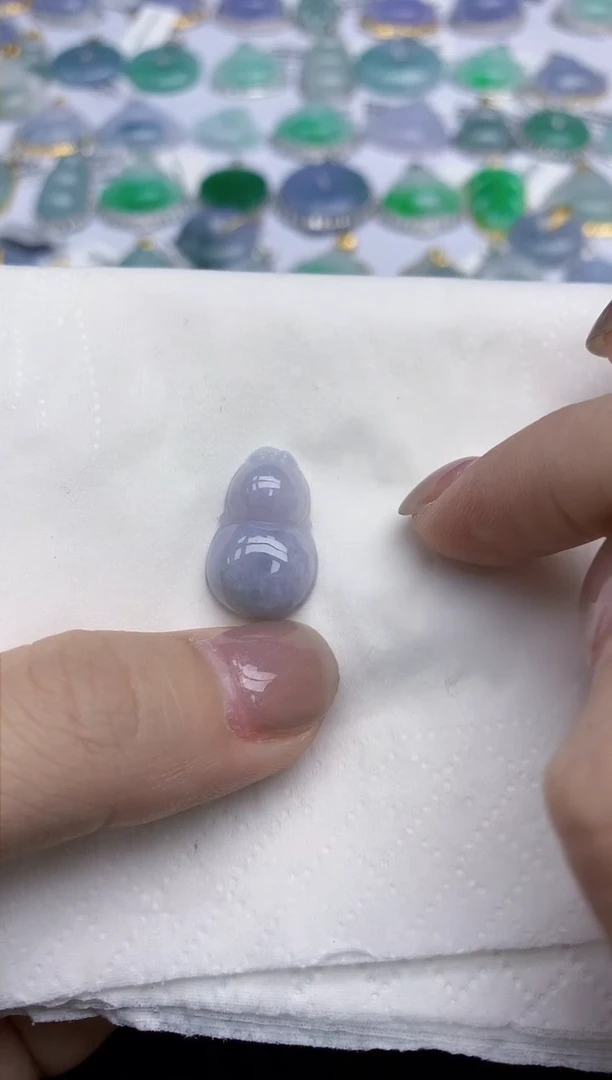 【闪购商品】翡翠颈饰未镶嵌天然翡翠A货