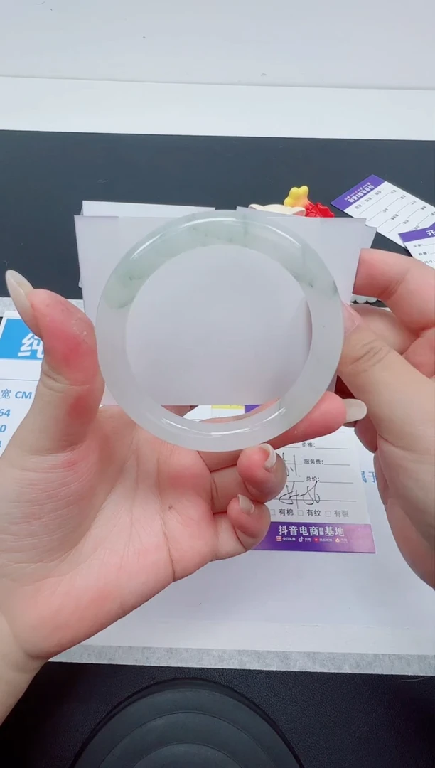 【闪购商品】石英质玉手镯未镶嵌编号41--55.1圈 圆条