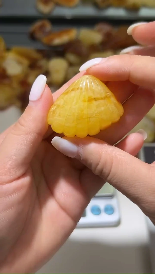 裸石琥珀未镶嵌琥珀蜜蜡吊坠