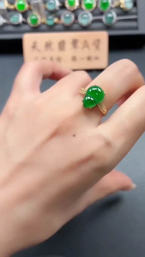 银S925镶嵌戒指翡翠1111