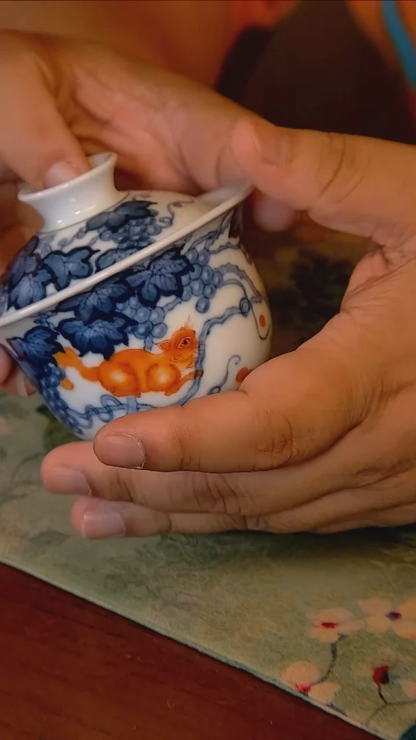 杯手工手绘杯杯很美丽