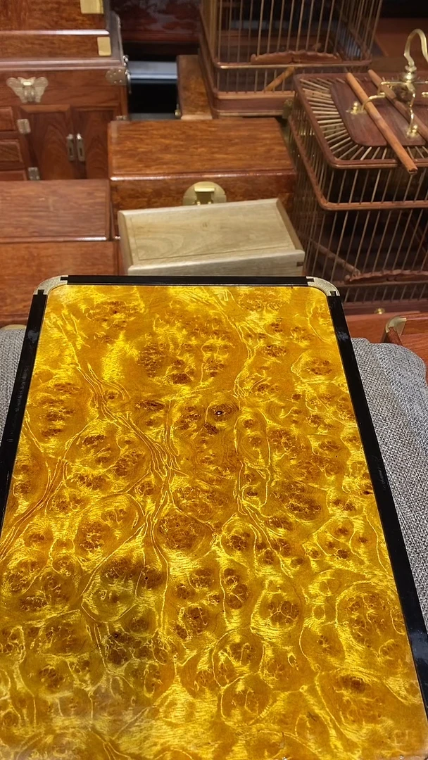 【闪购商品】香樟木木艺茶盘一个