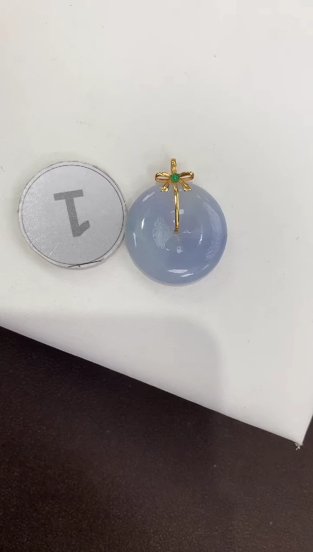 颈饰18K金镶嵌翡翠天然缅甸a货翡翠