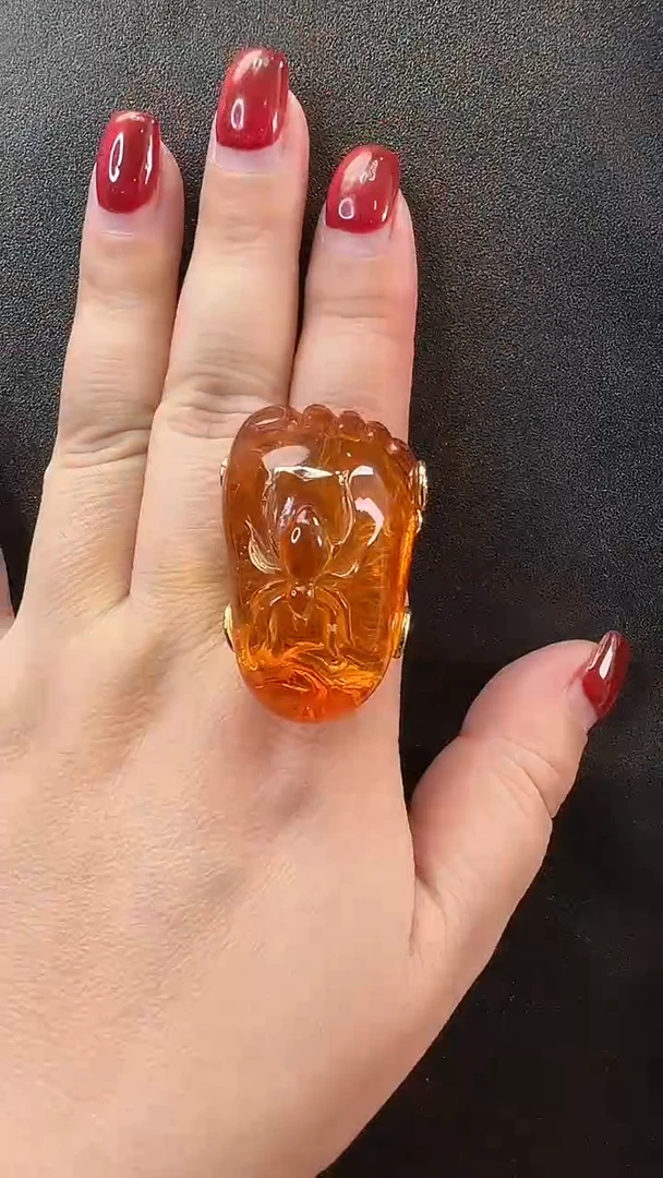 琥珀未镶嵌戒指戒指