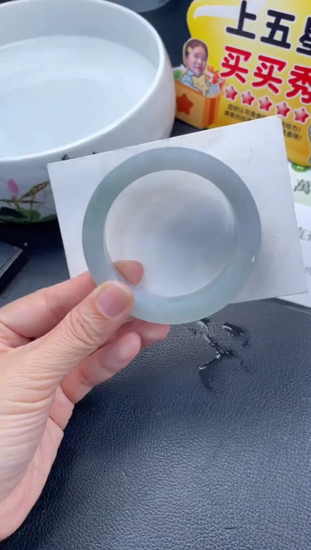 未镶嵌手镯定制翡翠春*?定制手镯XCZB/DZS