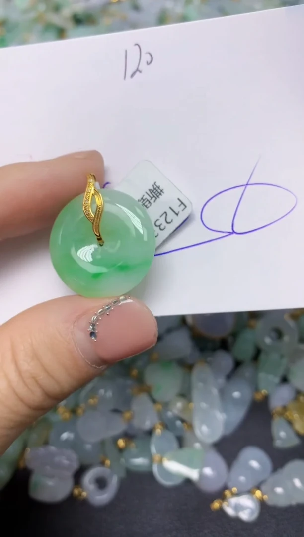 【闪购商品】翡翠挂件18K金镶嵌 天然翡翠A货