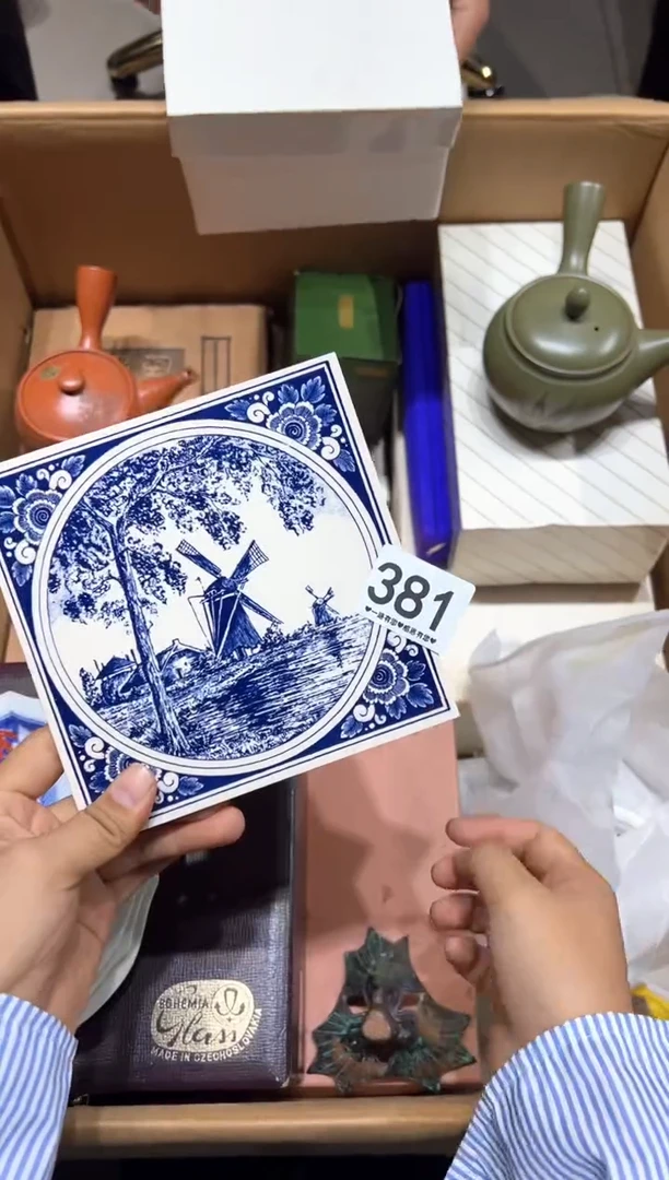 瓷片小**琦381...........
