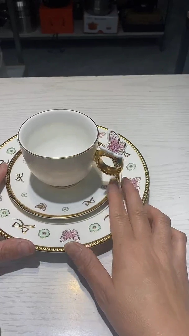 瓷片生活的本意就是开心@@1