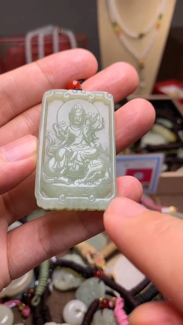 颈饰未镶嵌和田玉新疆料青海料清水和田玉吊坠