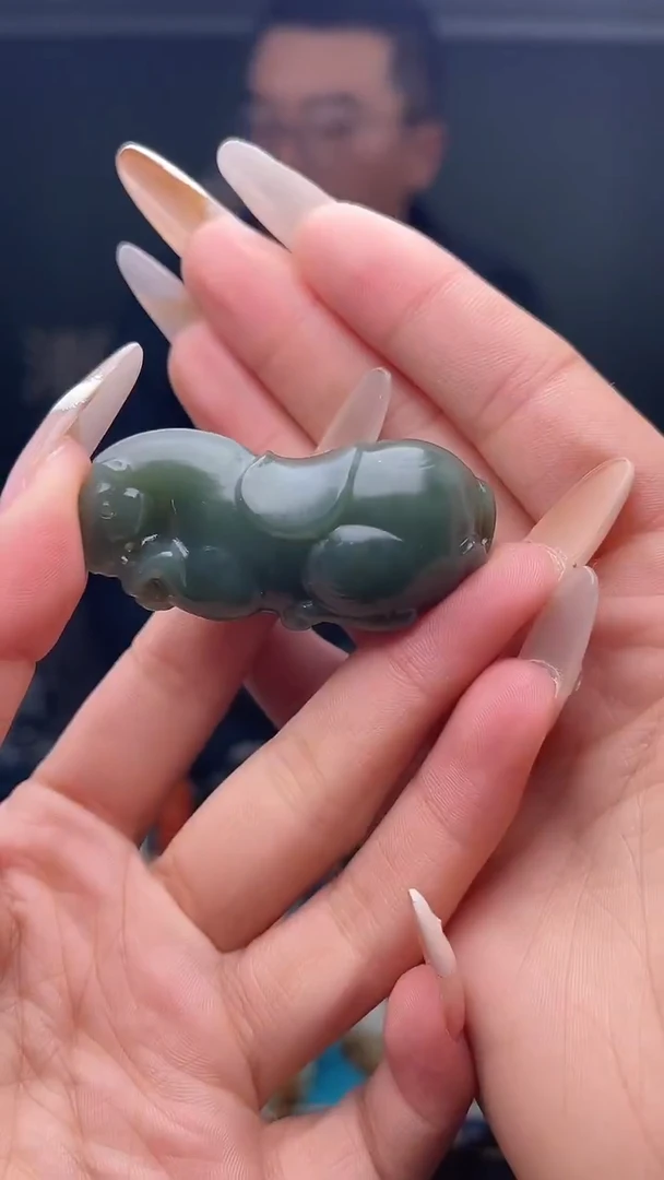 未镶嵌和田玉挂件1