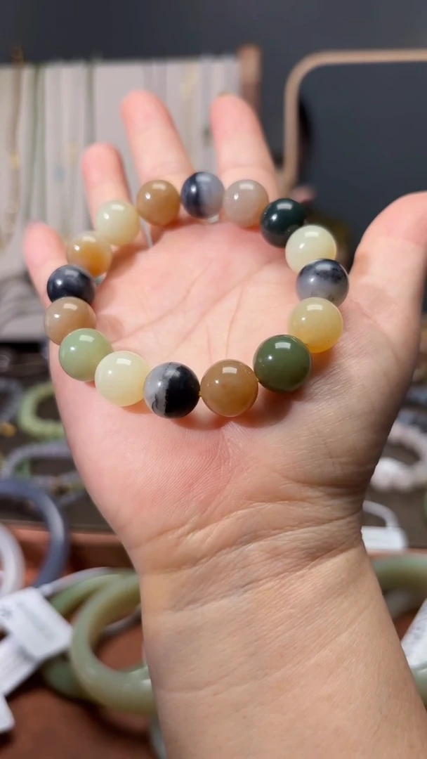 手串未镶嵌和田玉1