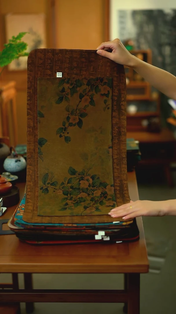 大甲骨文加小山茶