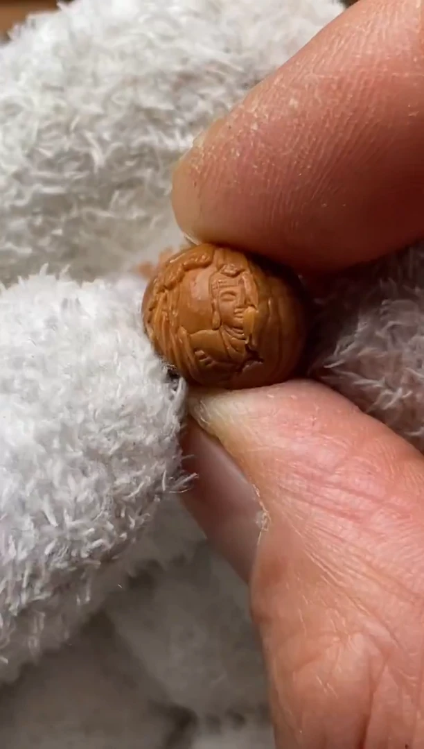 手串猴头核桃雨墨臻至  如来